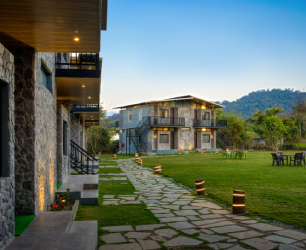 Corbett Machaan Resort